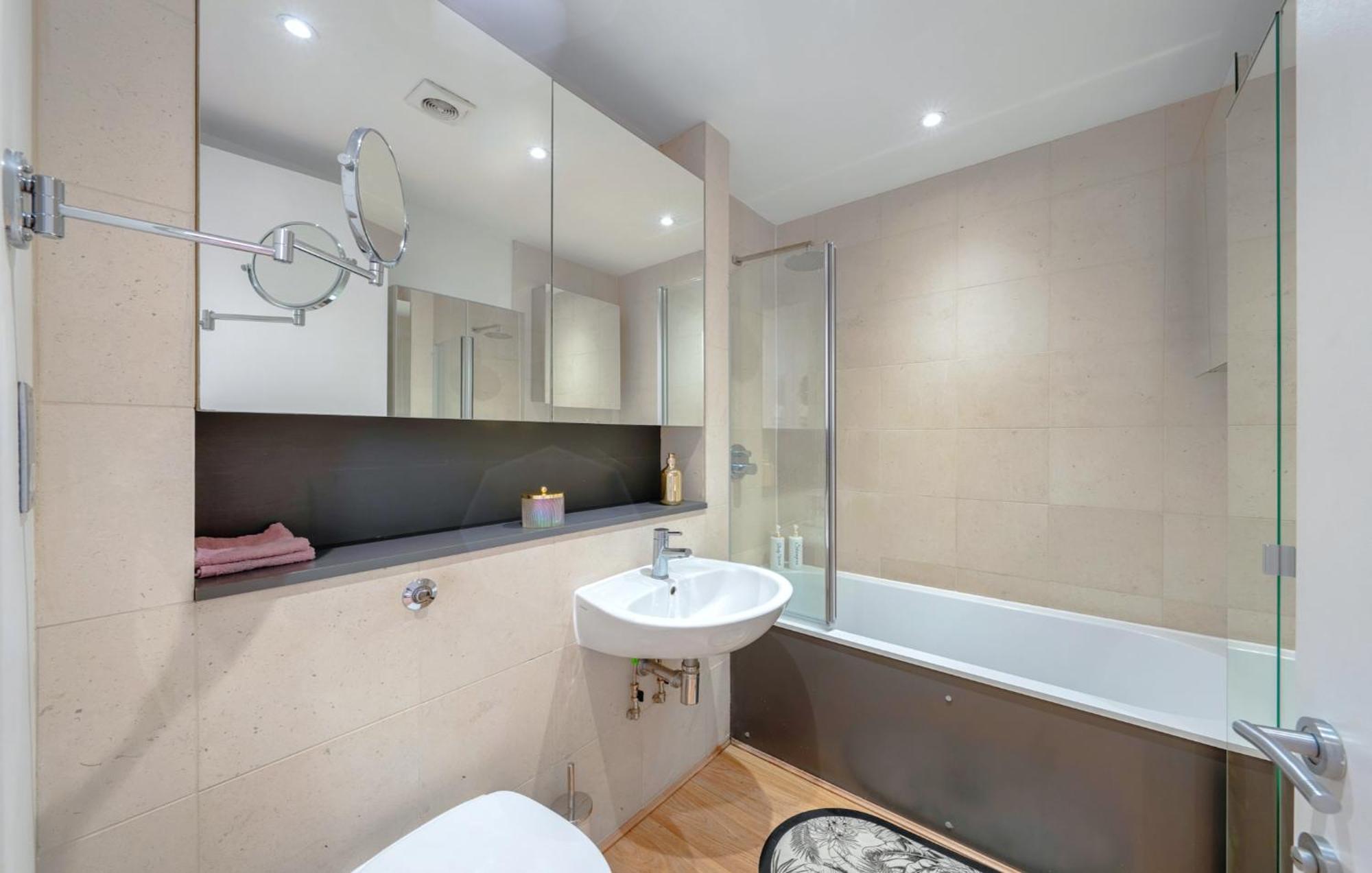 Designer Victorian Flat With Large Terrace Lejlighed London Eksteriør billede